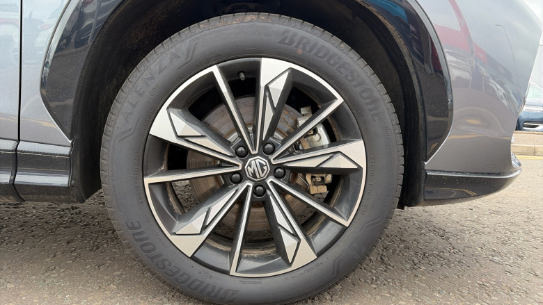 MG HS 1.5 T-GDI Hybrid+ Trophy 5dr Auto Hybrid Hatchback